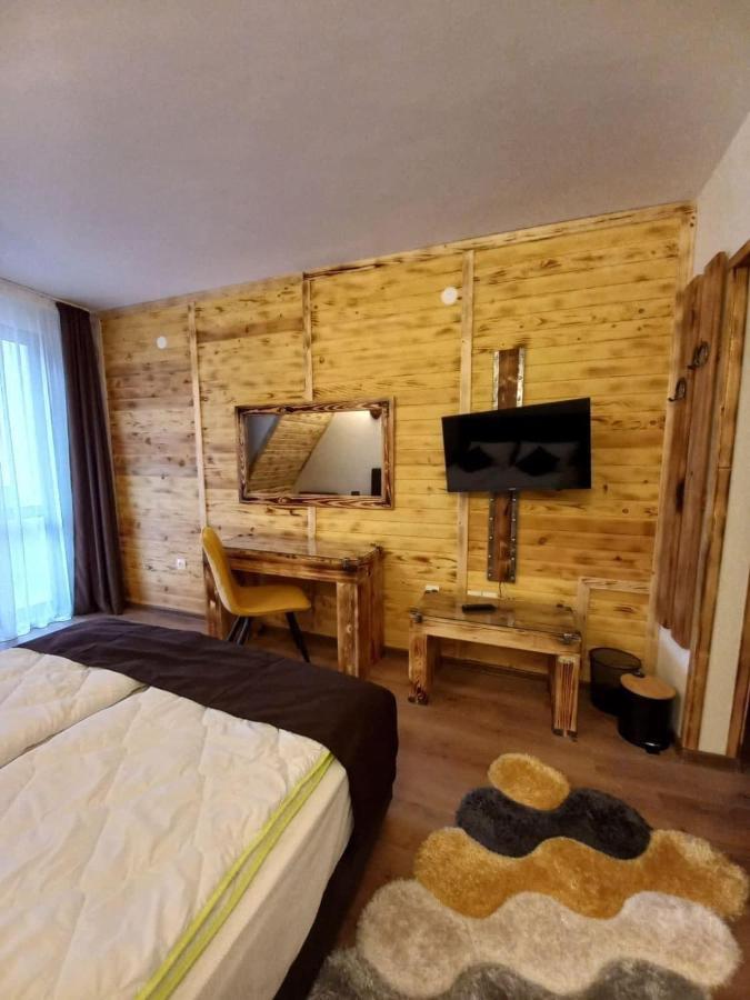 Nicole Hotel & Restaurant Samokov Exterior foto
